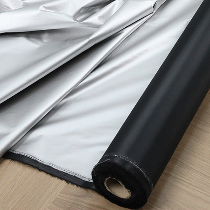 Sewing - Tessuto Oscurante Termoisolante Nero Argentato da