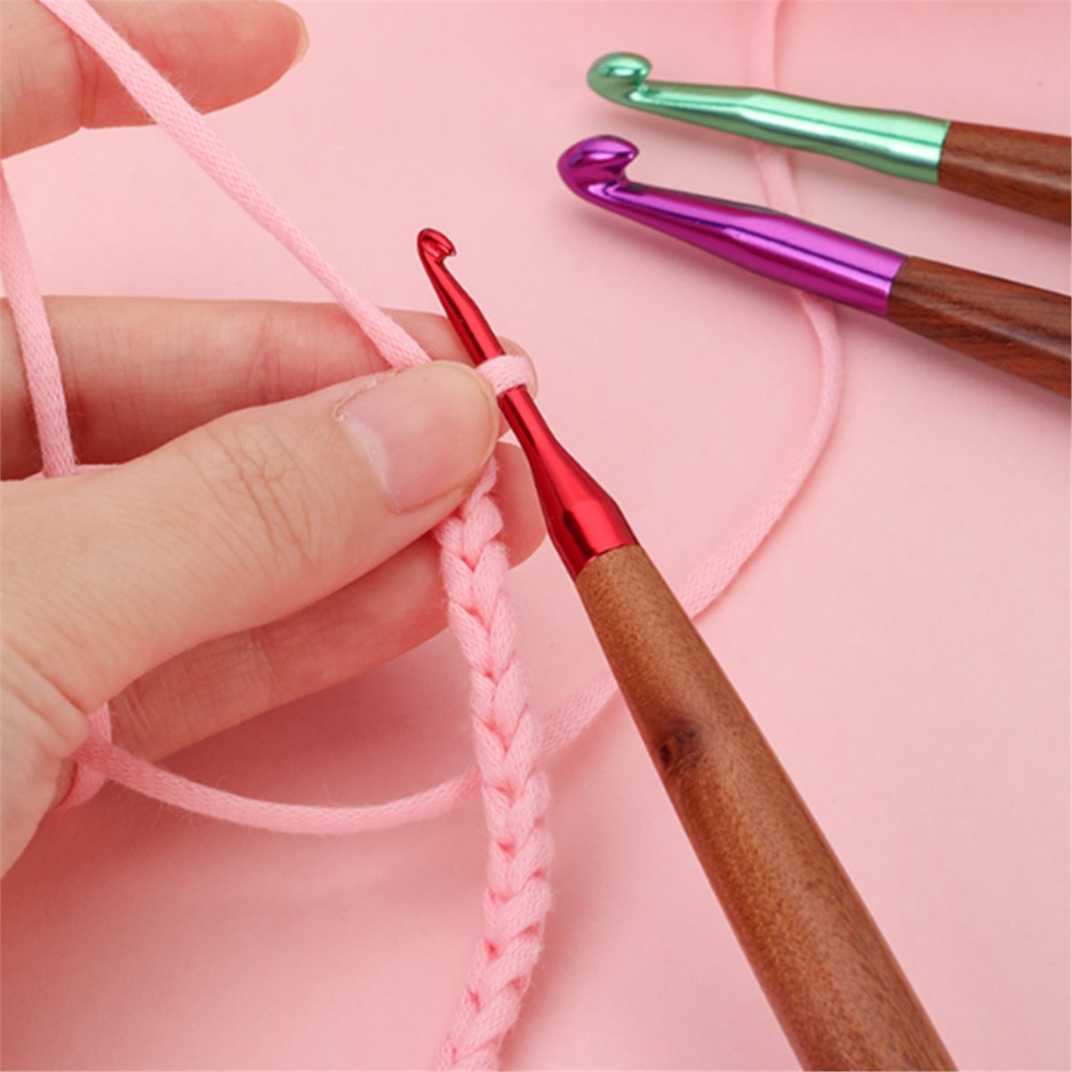 Nuovo Set di Uncinetti 2026, U - Wooden Crochet Hooks Ergonomic Handle recensione e prezzo